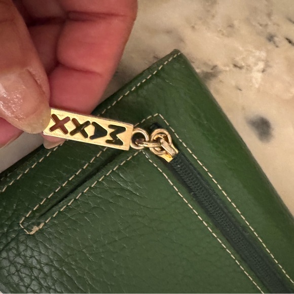 Maxx Green Leather Organizer Wallet - Picture 8 of 14